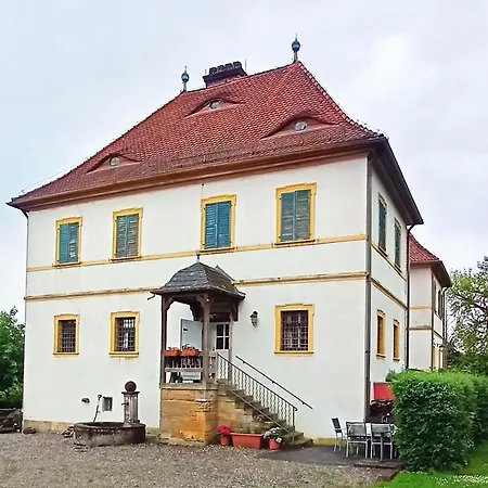 Im Schloesschen Apartment *